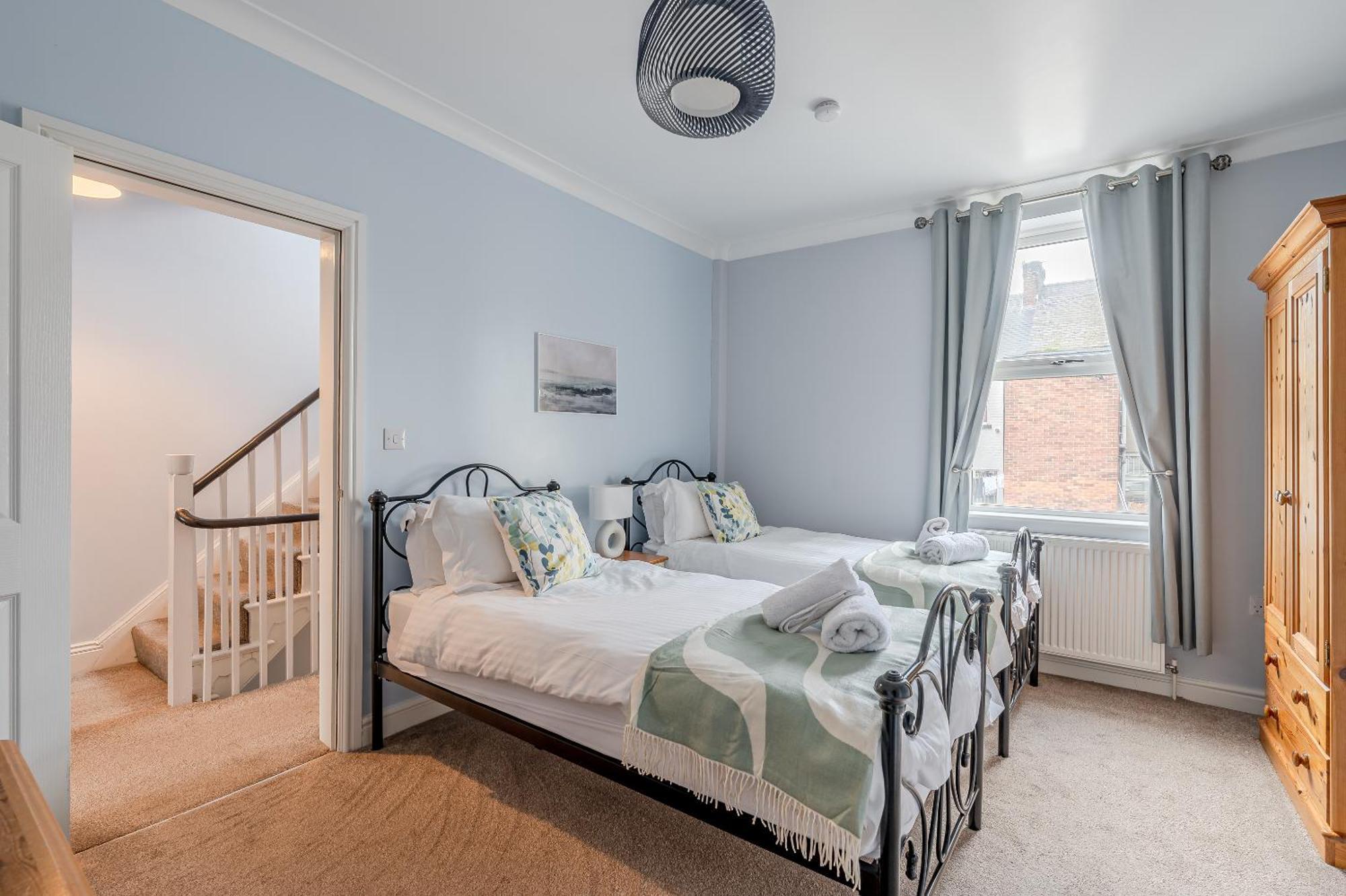Rosemill - Large Pet Friendly Home With Off Road Parking Whitby Esterno foto