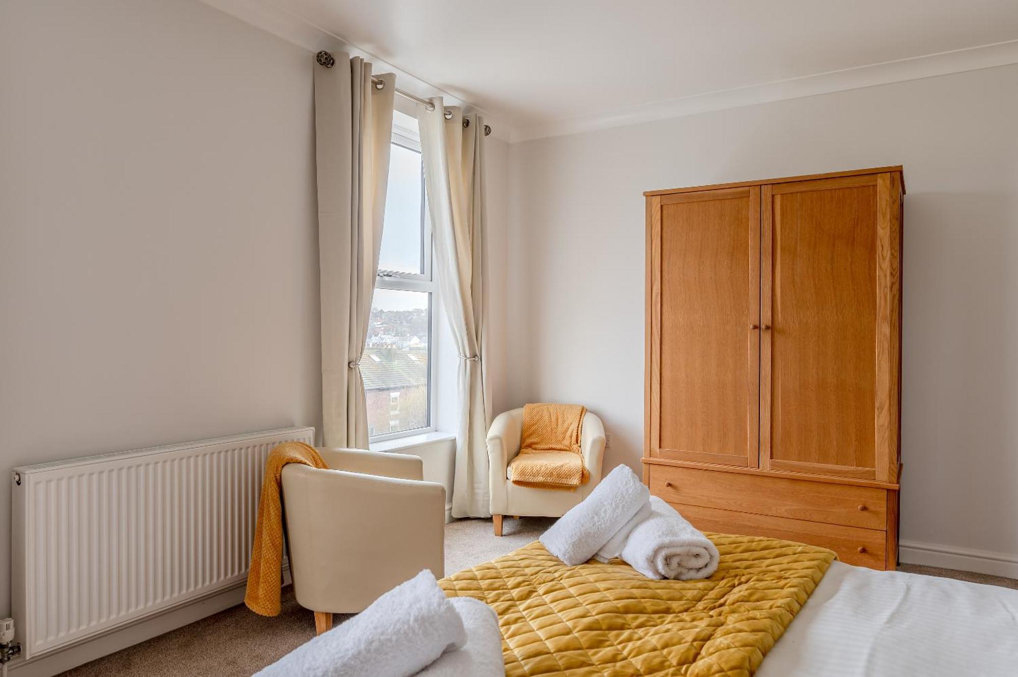 Rosemill - Large Pet Friendly Home With Off Road Parking Whitby Esterno foto