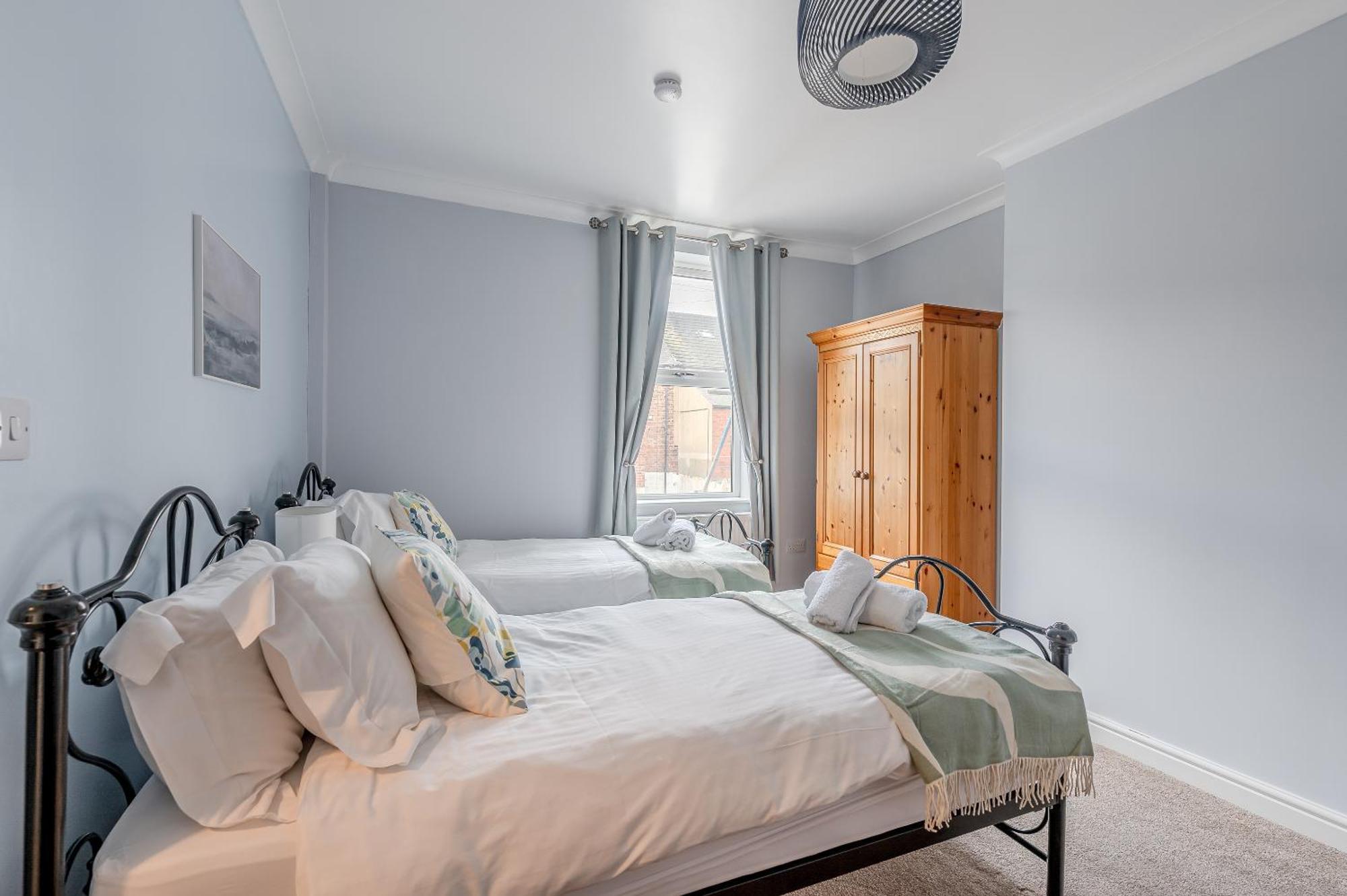 Rosemill - Large Pet Friendly Home With Off Road Parking Whitby Esterno foto